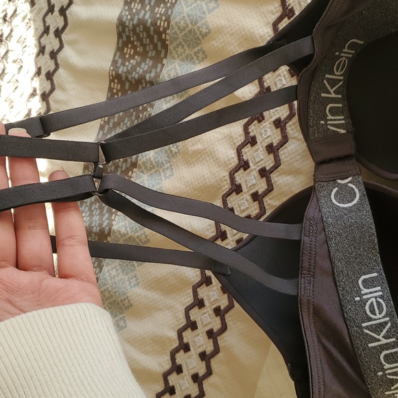 2 Calvin Klein Underwire Bras - Picture 6 of 8